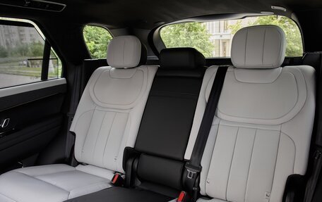 Land Rover Range Rover Sport, 2025 год, 18 875 000 рублей, 23 фотография