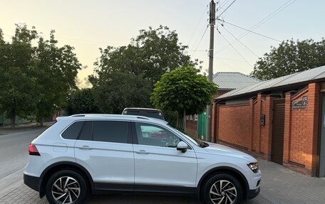 Volkswagen Tiguan II, 2018 год, 2 290 000 рублей, 4 фотография