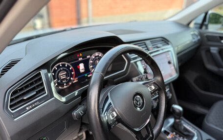 Volkswagen Tiguan II, 2018 год, 2 290 000 рублей, 7 фотография