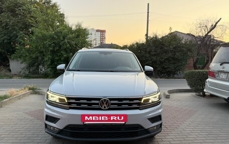 Volkswagen Tiguan II, 2018 год, 2 290 000 рублей, 6 фотография
