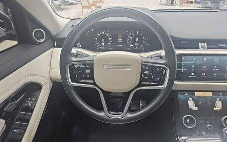 Land Rover Range Rover Evoque II, 2022 год, 2 950 000 рублей, 10 фотография