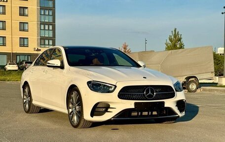 Mercedes-Benz E-Класс, 2021 год, 4 860 000 рублей, 3 фотография