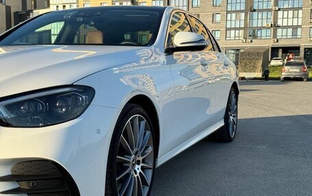 Mercedes-Benz E-Класс, 2021 год, 4 860 000 рублей, 14 фотография