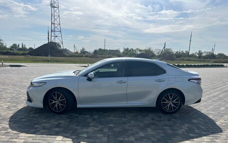 Toyota Camry, 2021 год, 4 250 000 рублей, 14 фотография
