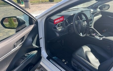 Toyota Camry, 2021 год, 4 250 000 рублей, 8 фотография