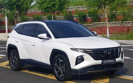 Hyundai Tucson, 2022 год, 1 850 000 рублей, 3 фотография