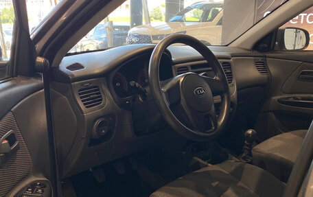 KIA Rio II, 2011 год, 530 000 рублей, 2 фотография