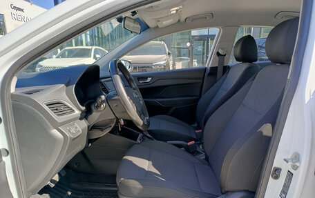 Hyundai Solaris II рестайлинг, 2017 год, 1 280 000 рублей, 20 фотография