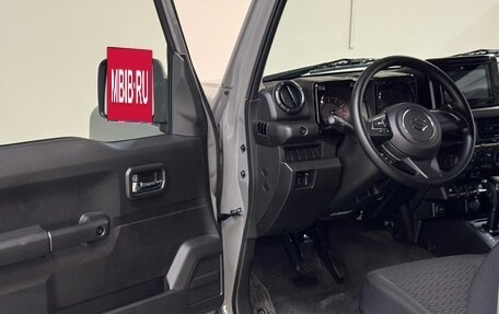 Suzuki Jimny, 2025 год, 3 590 000 рублей, 13 фотография