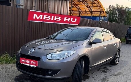 Renault Fluence I, 2012 год, 900 000 рублей, 2 фотография