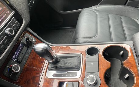 Volkswagen Touareg III, 2012 год, 2 400 000 рублей, 12 фотография