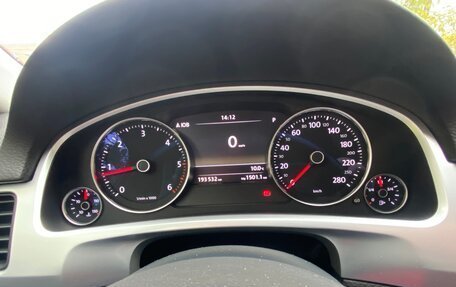Volkswagen Touareg III, 2012 год, 2 400 000 рублей, 11 фотография