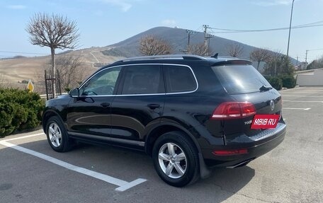 Volkswagen Touareg III, 2012 год, 2 400 000 рублей, 3 фотография