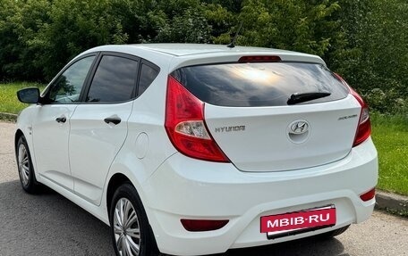Hyundai Solaris II рестайлинг, 2013 год, 770 000 рублей, 4 фотография