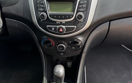 Hyundai Solaris II рестайлинг, 2013 год, 770 000 рублей, 15 фотография