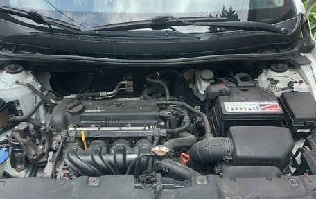 Hyundai Solaris II рестайлинг, 2013 год, 770 000 рублей, 22 фотография