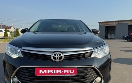 Toyota Camry, 2016 год, 1 900 000 рублей, 2 фотография
