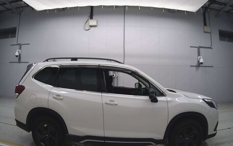 Subaru Forester, 2022 год, 2 550 000 рублей, 5 фотография