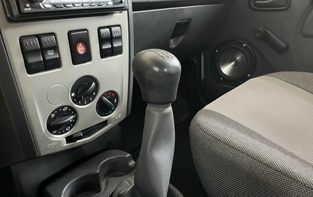 Renault Logan I, 2006 год, 410 000 рублей, 16 фотография