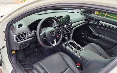 Honda Inspire, 2022 год, 1 800 000 рублей, 8 фотография