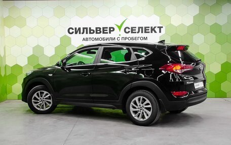 Hyundai Tucson III, 2018 год, 2 200 000 рублей, 5 фотография