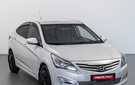 Hyundai Solaris II рестайлинг, 2015 год, 925 000 рублей, 1 фотография