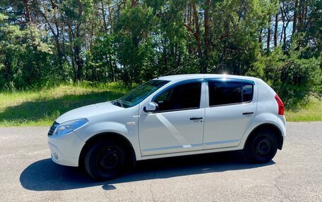 Renault Sandero I, 2011 год, 700 000 рублей, 7 фотография