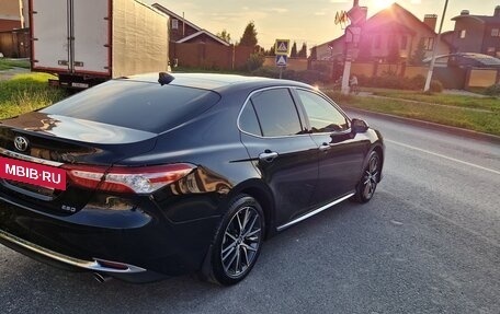 Toyota Camry, 2023 год, 3 790 000 рублей, 6 фотография