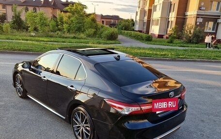 Toyota Camry, 2023 год, 3 790 000 рублей, 18 фотография