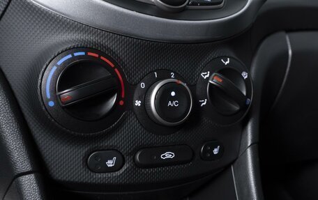 Hyundai Solaris II рестайлинг, 2015 год, 925 000 рублей, 19 фотография