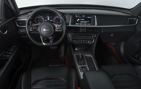 KIA Optima IV, 2019 год, 2 014 000 рублей, 9 фотография