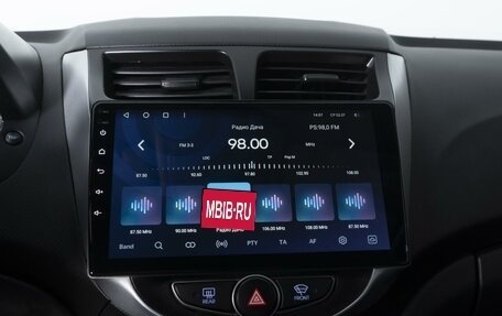 Hyundai Solaris II рестайлинг, 2015 год, 1 134 000 рублей, 13 фотография