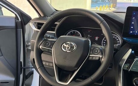 Toyota Harrier, 2022 год, 3 050 000 рублей, 7 фотография