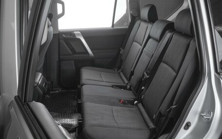 Toyota Land Cruiser Prado 150 рестайлинг 2, 2020 год, 5 599 000 рублей, 9 фотография