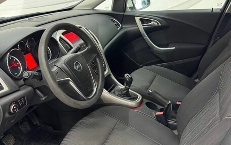Opel Astra J, 2012 год, 820 000 рублей, 11 фотография