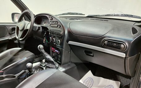 Chevrolet Niva I рестайлинг, 2015 год, 650 000 рублей, 14 фотография