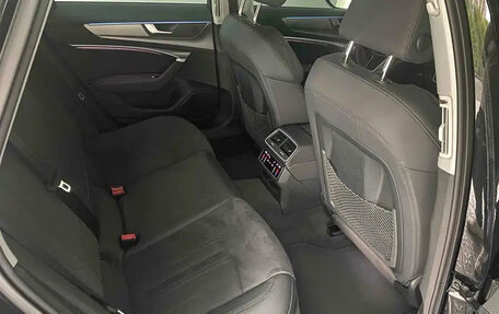 Audi A6, 2022 год, 4 400 000 рублей, 7 фотография