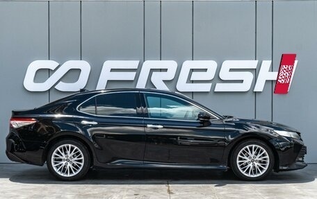 Toyota Camry, 2018 год, 2 620 000 рублей, 5 фотография