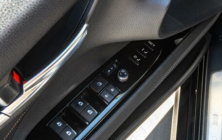 Toyota Camry, 2018 год, 2 620 000 рублей, 19 фотография