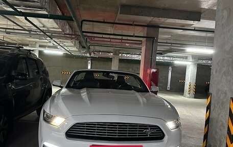 Ford Mustang VI рестайлинг, 2016 год, 3 050 000 рублей, 11 фотография