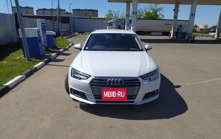 Audi A4, 2018 год, 2 330 000 рублей, 2 фотография