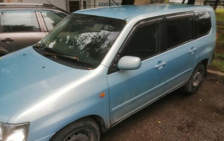 Toyota Succeed I рестайлинг, 2003 год, 300 000 рублей, 2 фотография