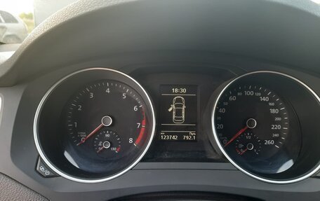 Volkswagen Jetta VI, 2015 год, 1 100 000 рублей, 5 фотография
