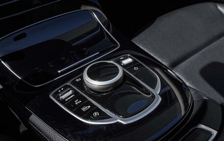 Mercedes-Benz E-Класс, 2019 год, 2 430 000 рублей, 15 фотография