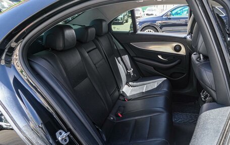 Mercedes-Benz E-Класс, 2019 год, 2 430 000 рублей, 7 фотография