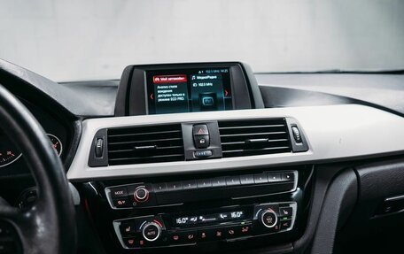 BMW 3 серия, 2018 год, 1 157 100 рублей, 12 фотография