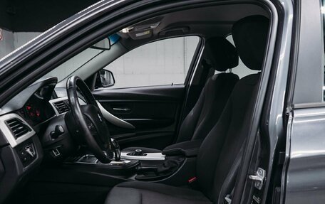 BMW 3 серия, 2018 год, 1 157 100 рублей, 7 фотография