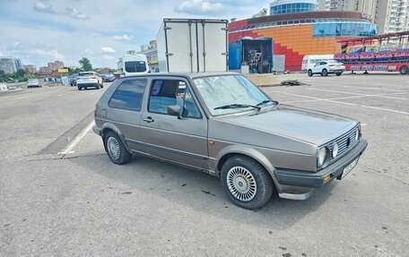 Volkswagen Golf VI, 1984 год, 130 000 рублей, 3 фотография