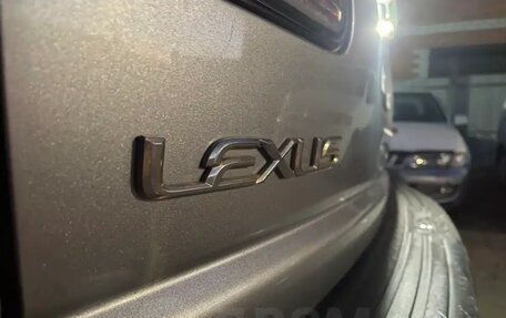 Lexus RX IV рестайлинг, 2001 год, 1 000 000 рублей, 15 фотография