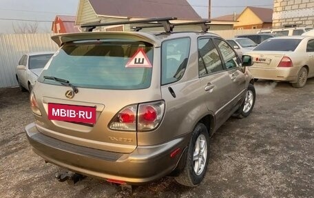 Lexus RX IV рестайлинг, 2001 год, 1 000 000 рублей, 4 фотография